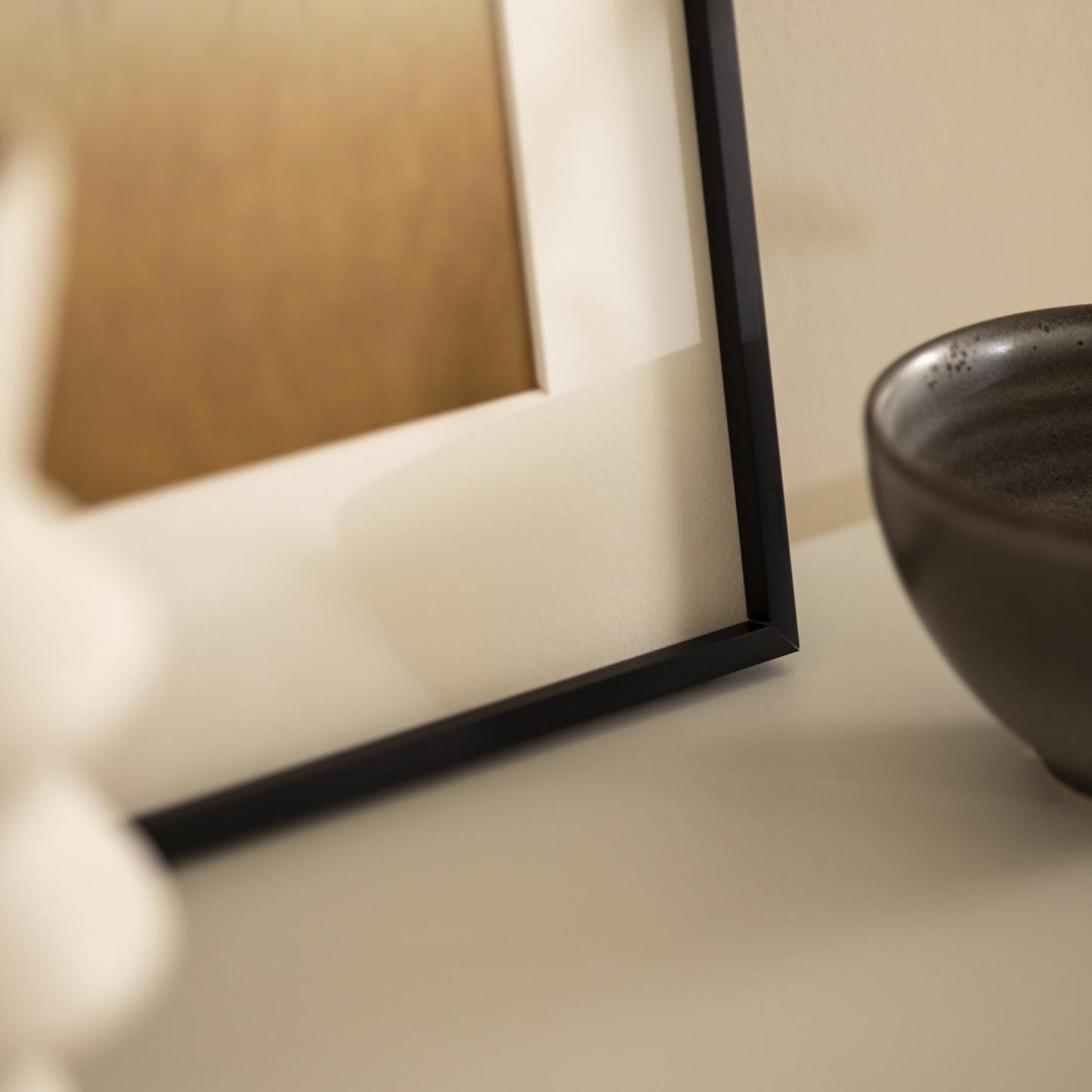 Nielsen Alpha Matt Black Frame