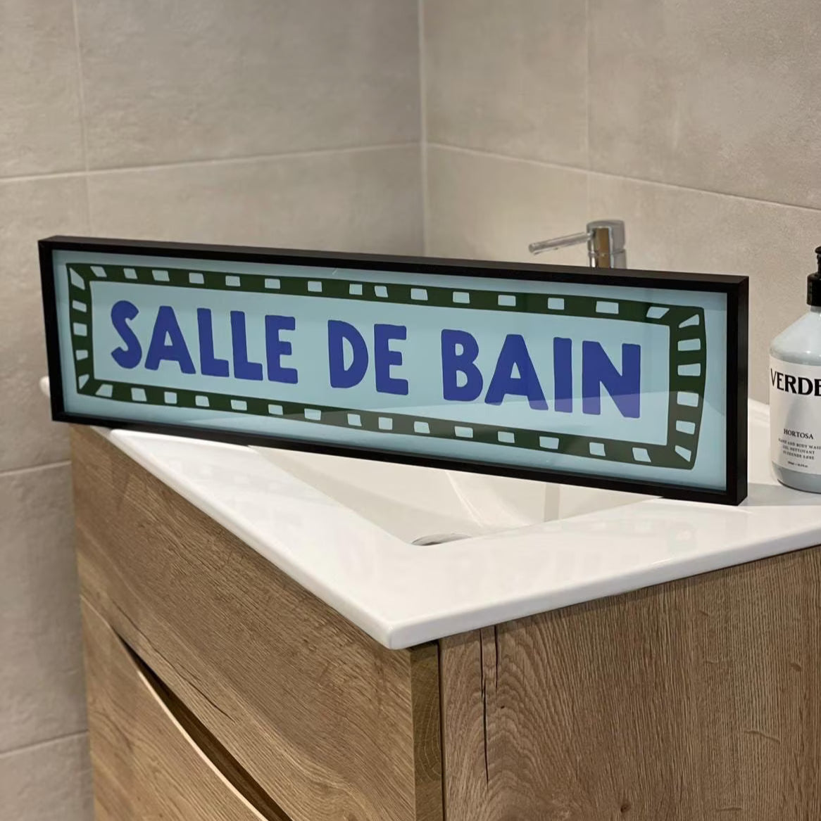Salle De Bain Panoramic Print
